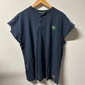 John Deere Short Sleeve Shirt- Large (see pics)